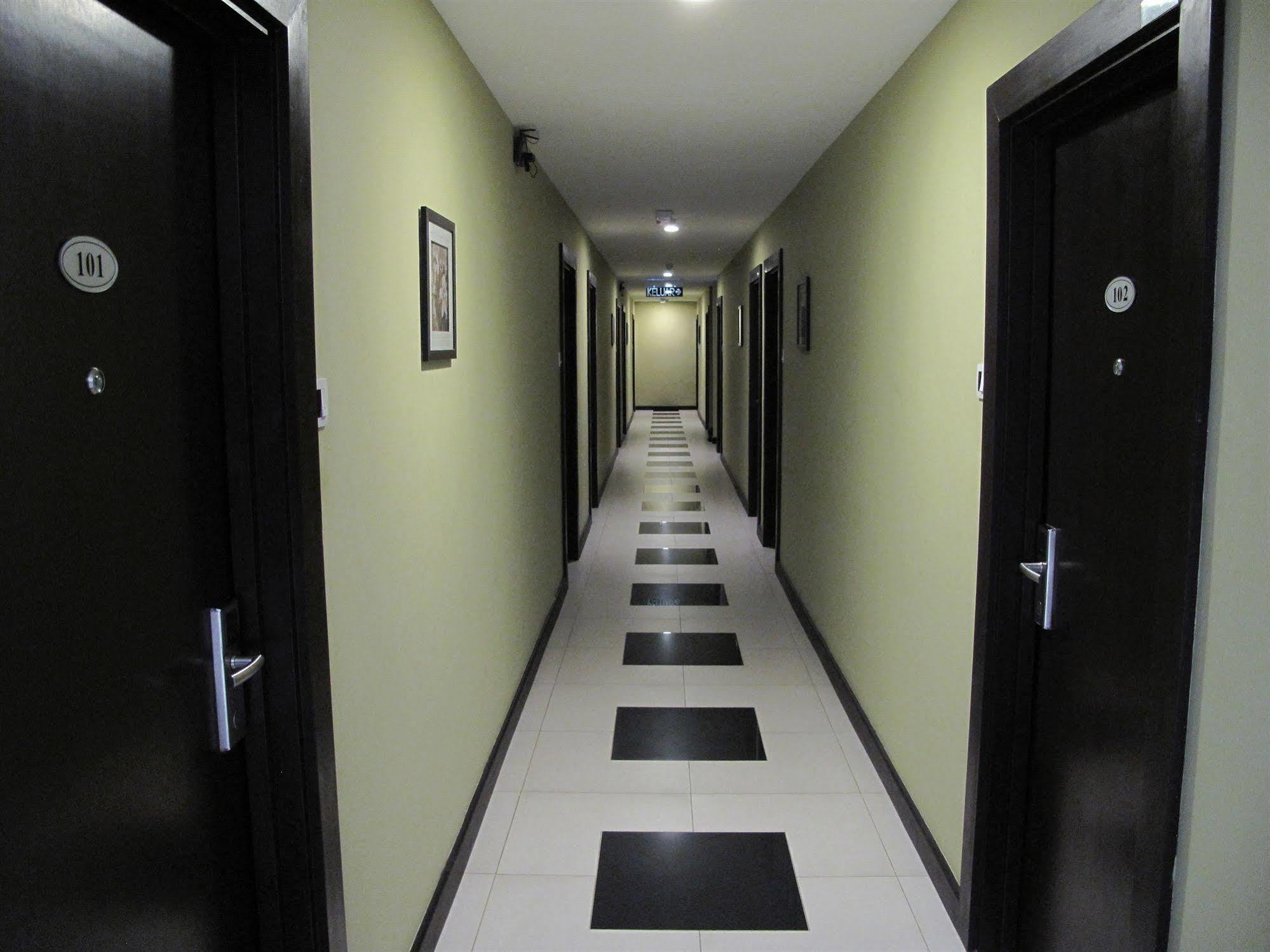 Labuk Hotel SDK Exterior foto